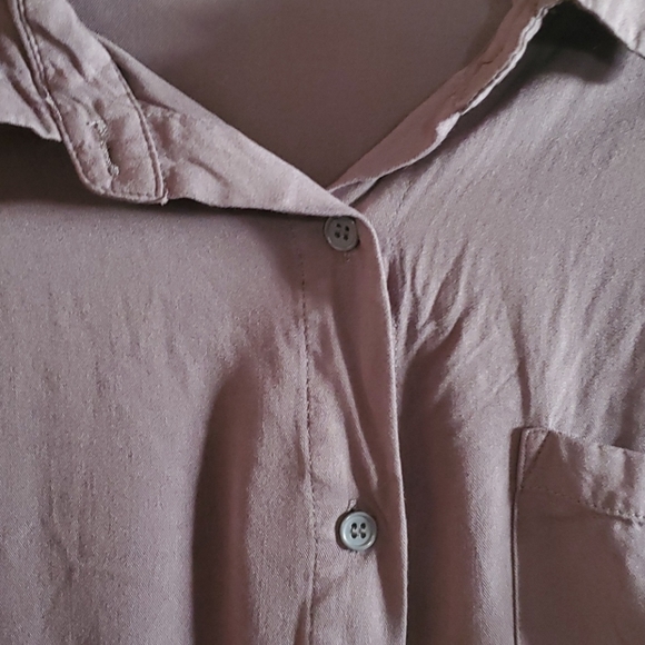 Justfab button down - Picture 3 of 6